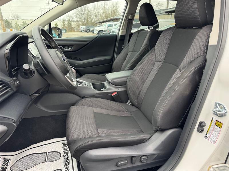 Subaru Outback Premium 2025