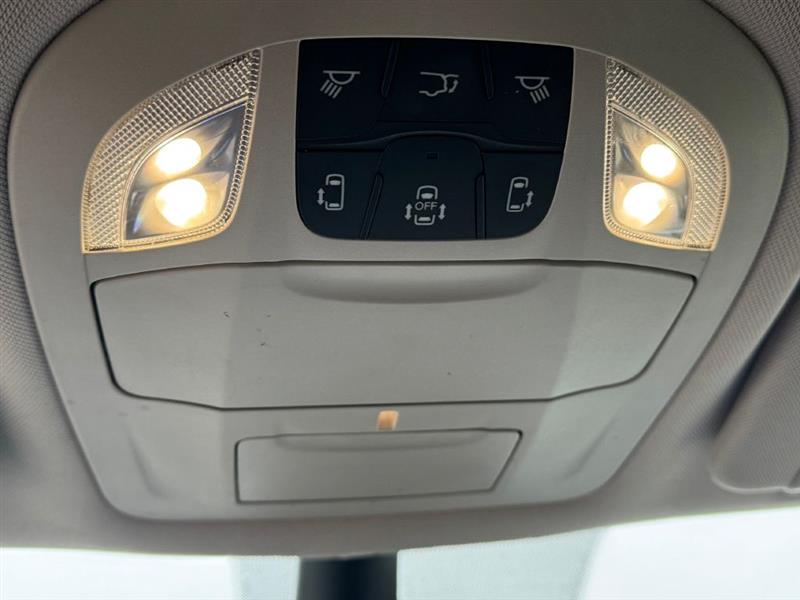 Chrysler Pacifica Touring L 2024