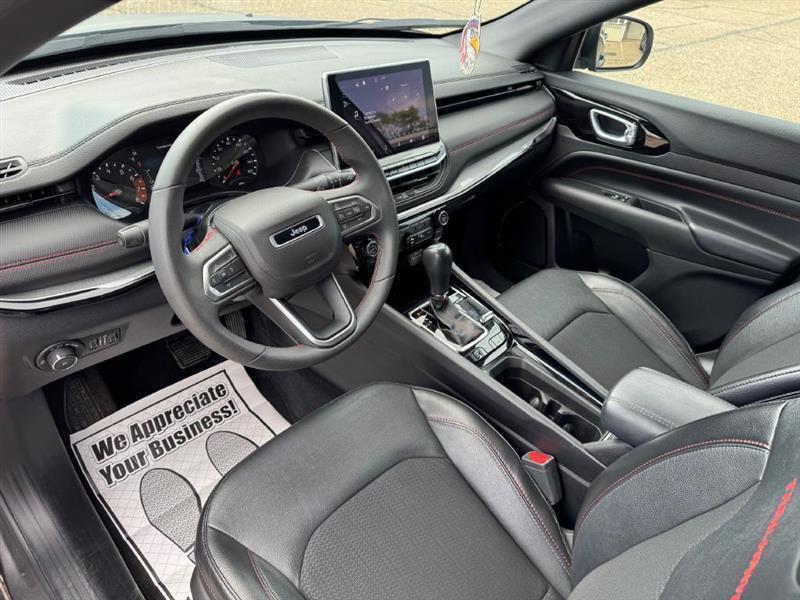Jeep Compass Trailhawk 2023