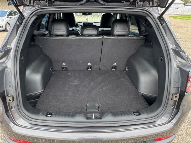 Jeep Compass Trailhawk 2023