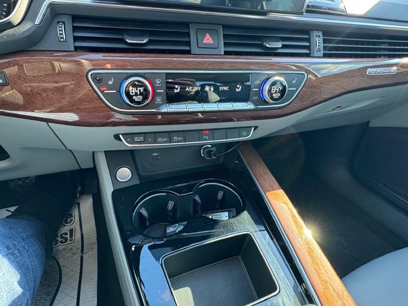 Audi A4 Premium quattro 2022