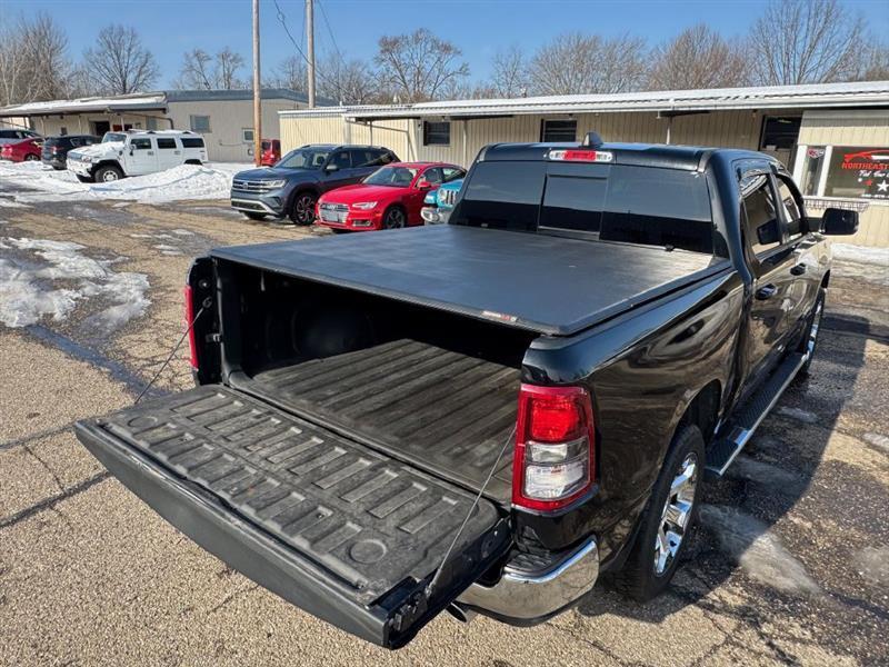 RAM 1500 Big Horn Crew Cab SWB 4WD 2020
