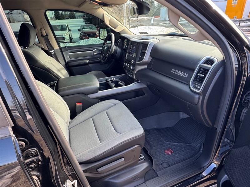 RAM 1500 Big Horn Crew Cab SWB 4WD 2020