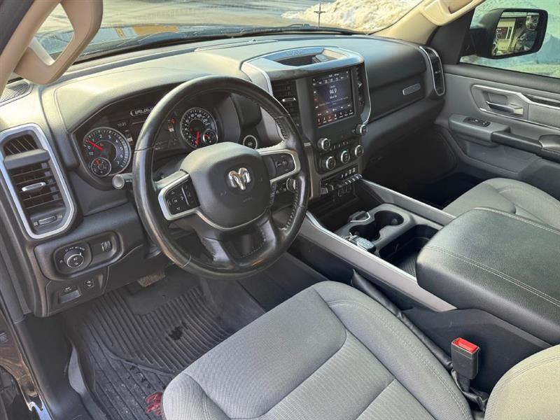 RAM 1500 Big Horn Crew Cab SWB 4WD 2020