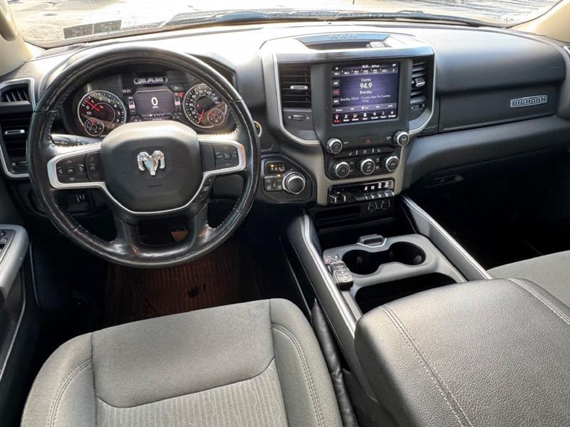 RAM 1500 Big Horn Crew Cab SWB 4WD 2020