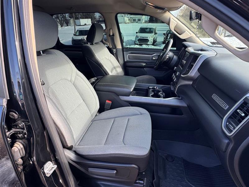 RAM 1500 Big Horn Crew Cab SWB 4WD 2020