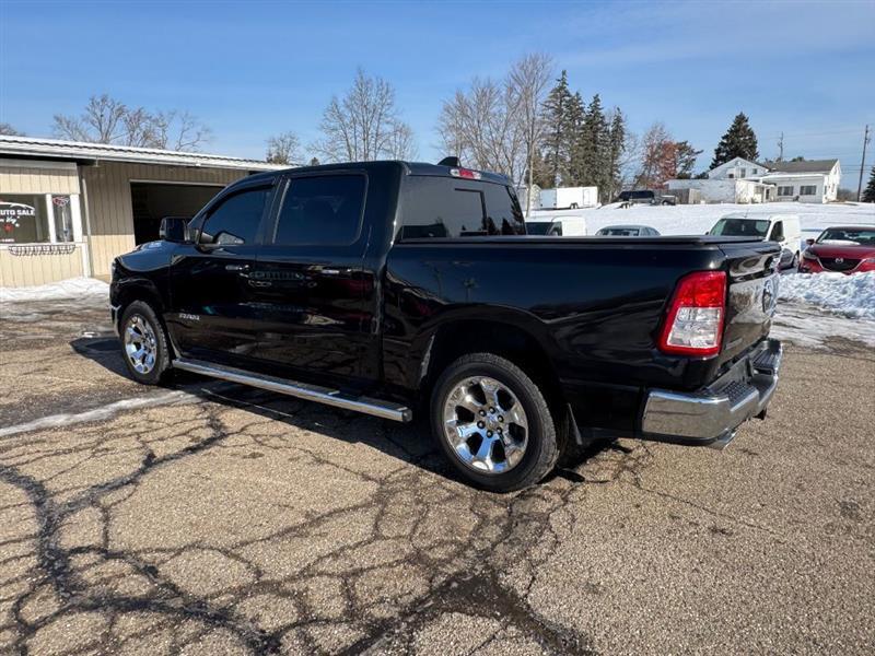 RAM 1500 Big Horn Crew Cab SWB 4WD 2020