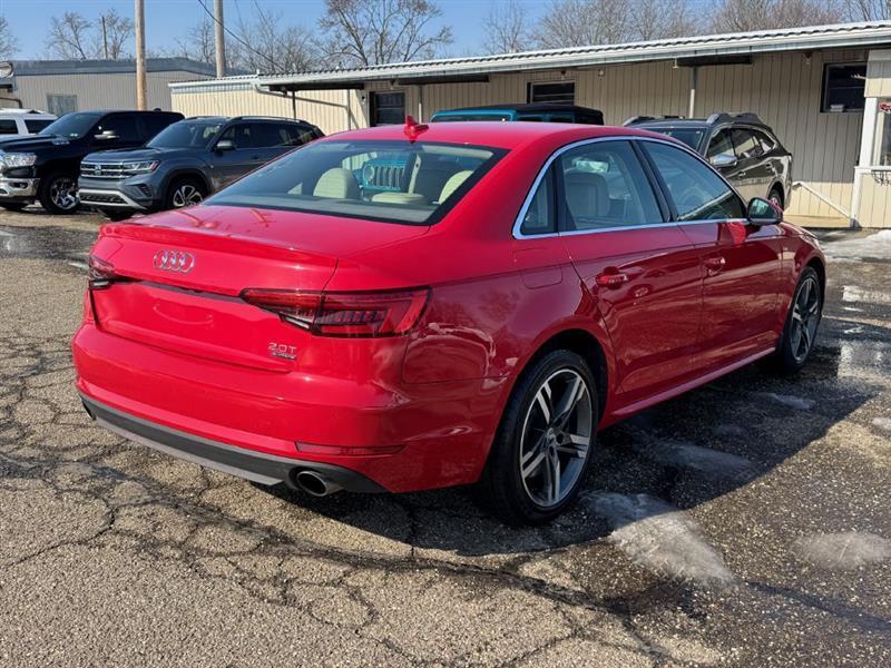 Audi A4 2.0T Prestige quattro Sedan 2017