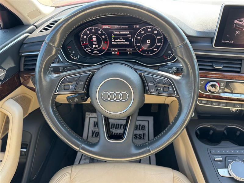 Audi A4 2.0T Prestige quattro Sedan 2017