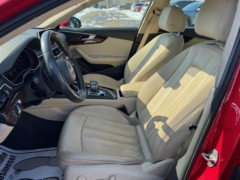 Audi A4 2.0T Prestige quattro Sedan 2017