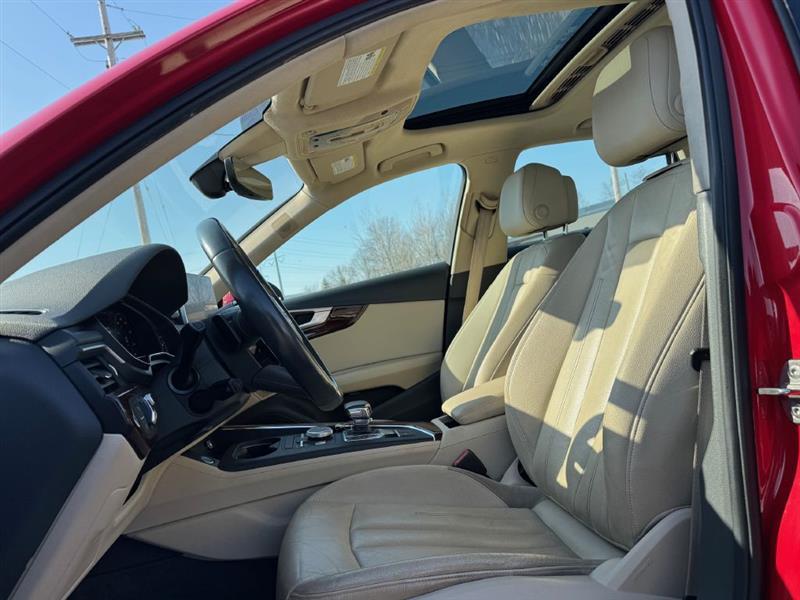 Audi A4 2.0T Prestige quattro Sedan 2017