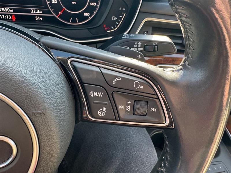 Audi A4 2.0T Prestige quattro Sedan 2017