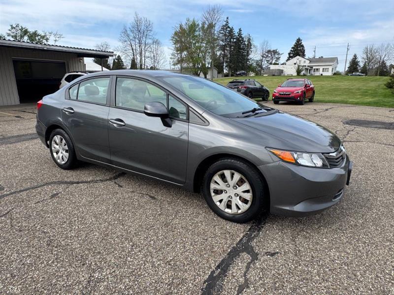 Honda Civic LX Sedan 5-Speed AT 2012