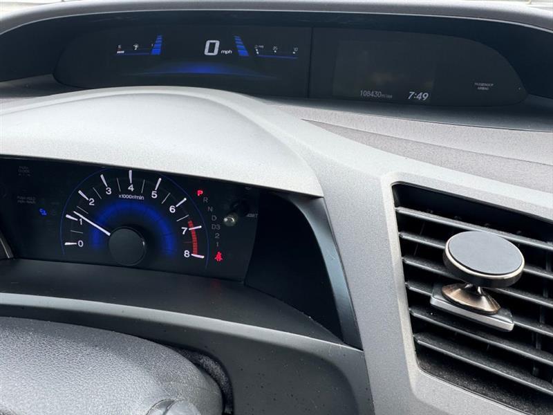 Honda Civic LX Sedan 5-Speed AT 2012