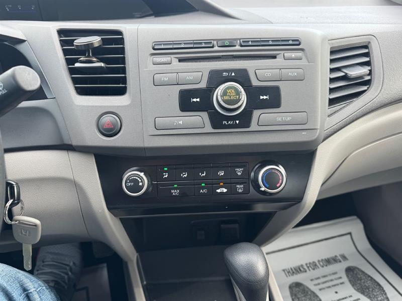 Honda Civic LX Sedan 5-Speed AT 2012