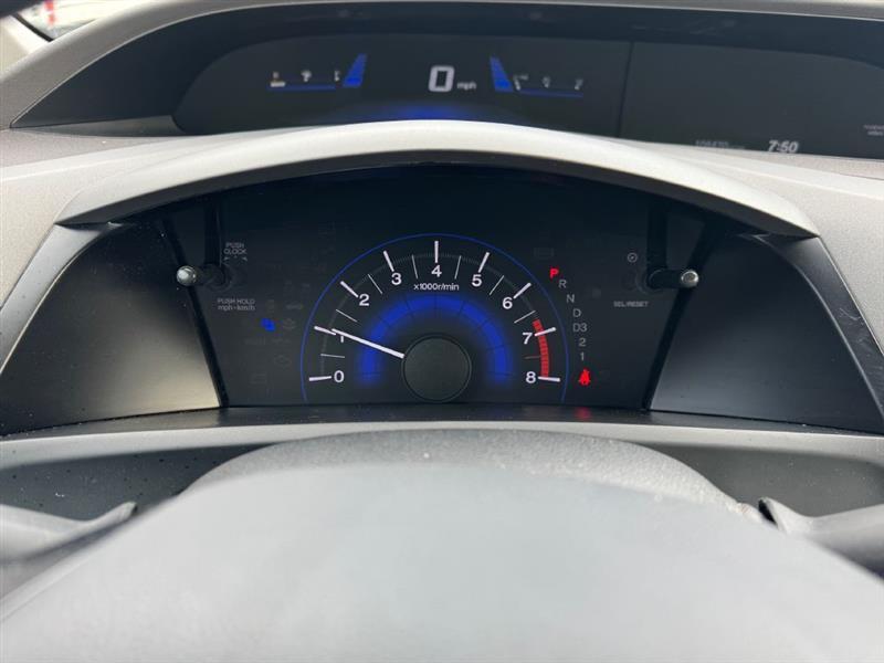 Honda Civic LX Sedan 5-Speed AT 2012