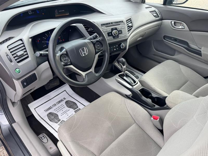 Honda Civic LX Sedan 5-Speed AT 2012