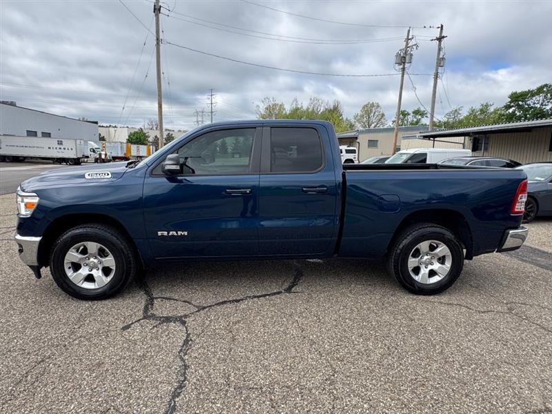 RAM 1500 Big Horn Quad Cab 4WD 2021