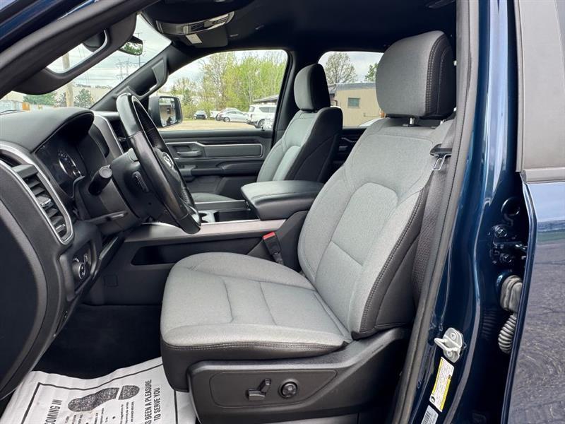 RAM 1500 Big Horn Quad Cab 4WD 2021