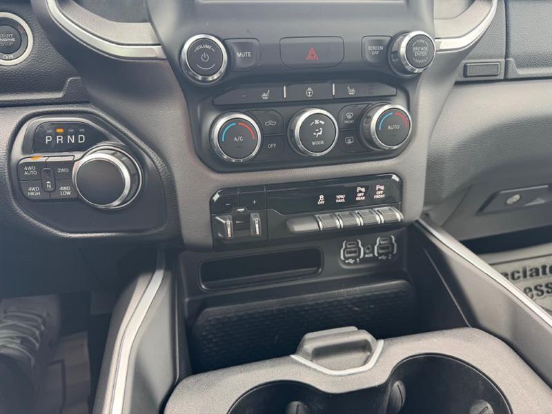 RAM 1500 Big Horn Quad Cab 4WD 2021