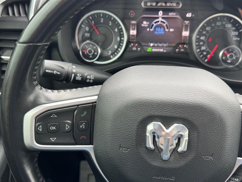 RAM 1500 Big Horn Quad Cab 4WD 2021