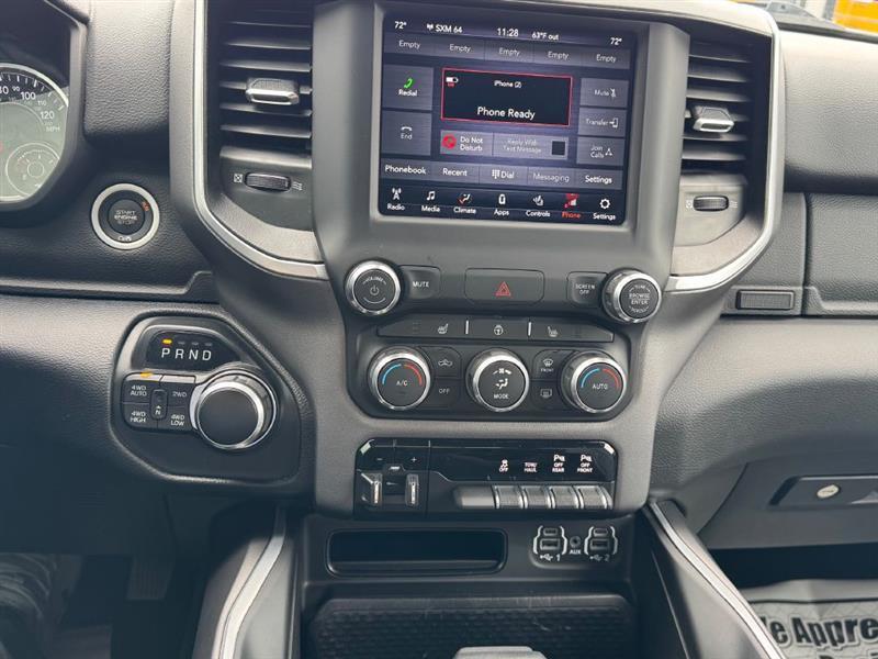 RAM 1500 Big Horn Quad Cab 4WD 2021