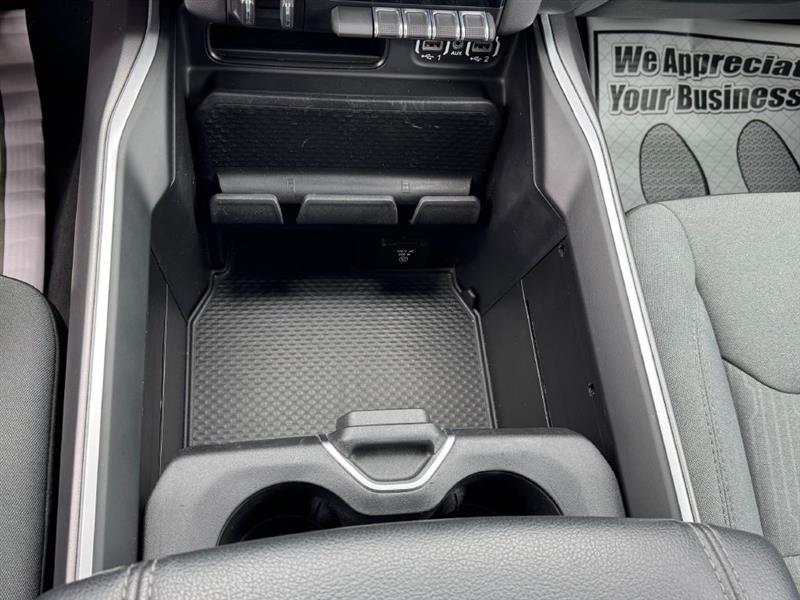 RAM 1500 Big Horn Quad Cab 4WD 2021