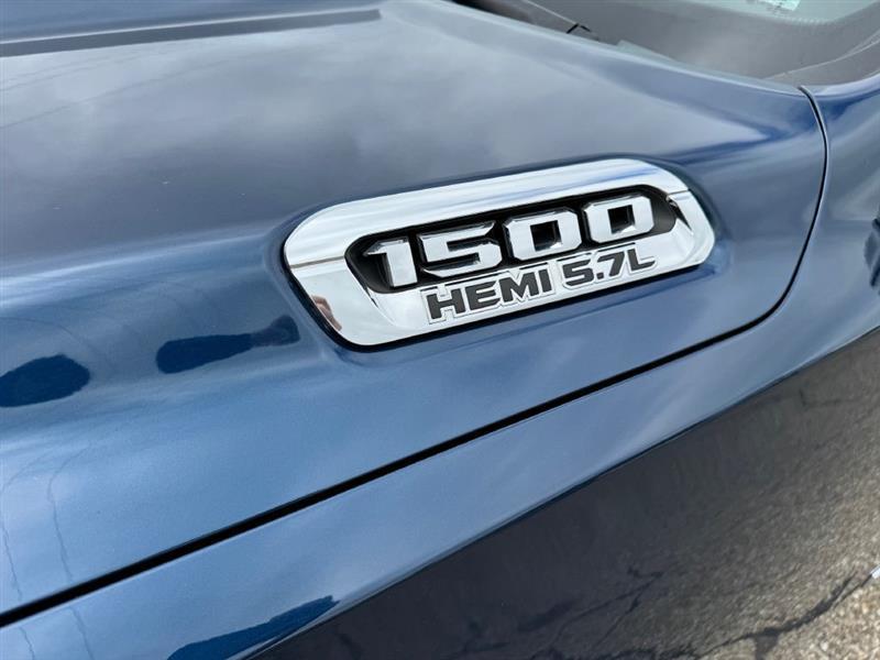 RAM 1500 Big Horn Quad Cab 4WD 2021