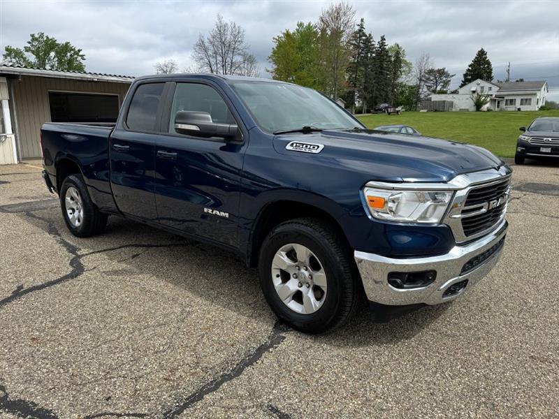 RAM 1500 Big Horn Quad Cab 4WD 2021