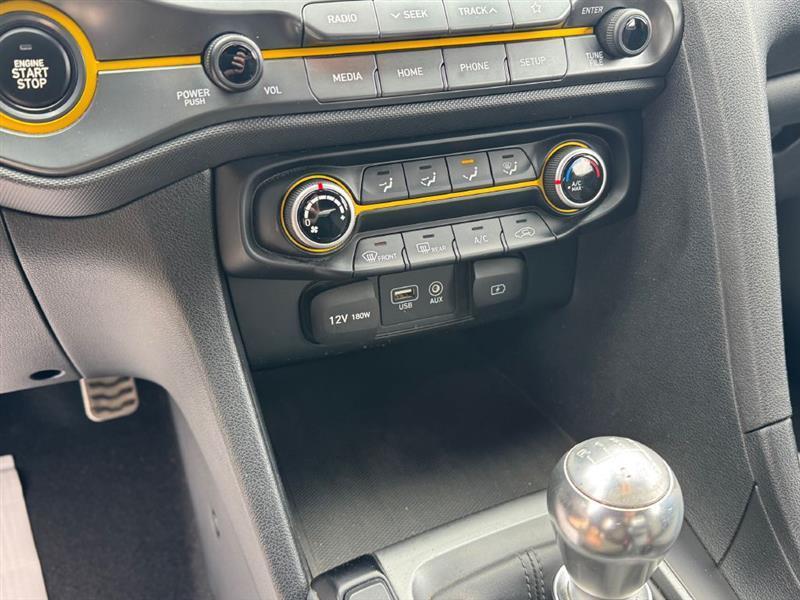 Hyundai Veloster Turbo 7A 2019