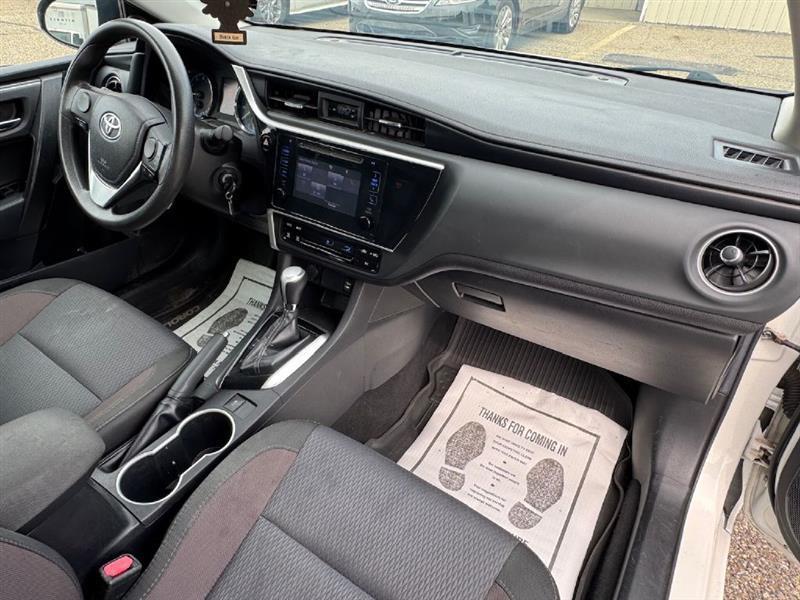 Toyota Corolla L CVT 2018