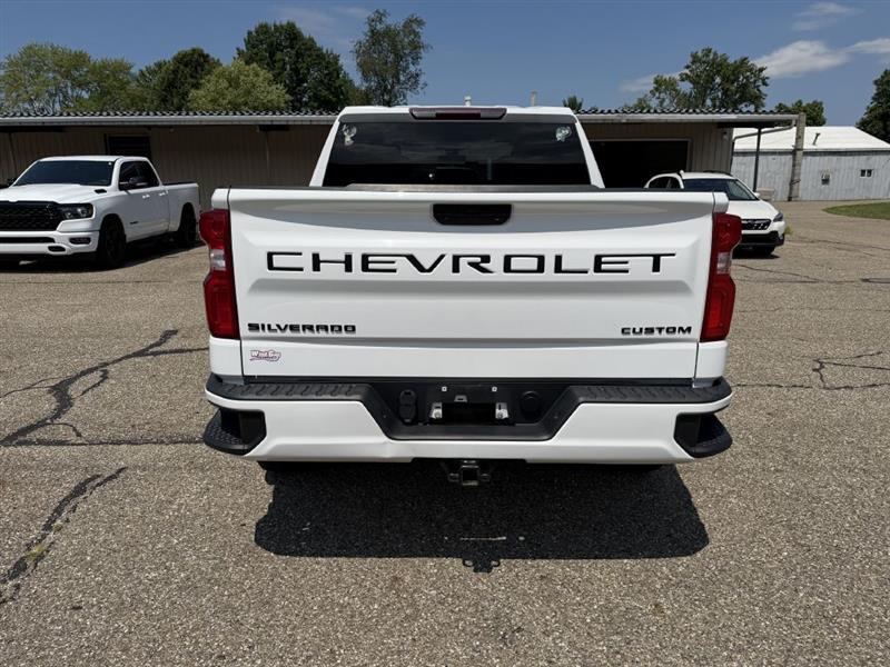 Chevrolet Silverado 1500 Custom Crew Cab Long Box 4WD 2021