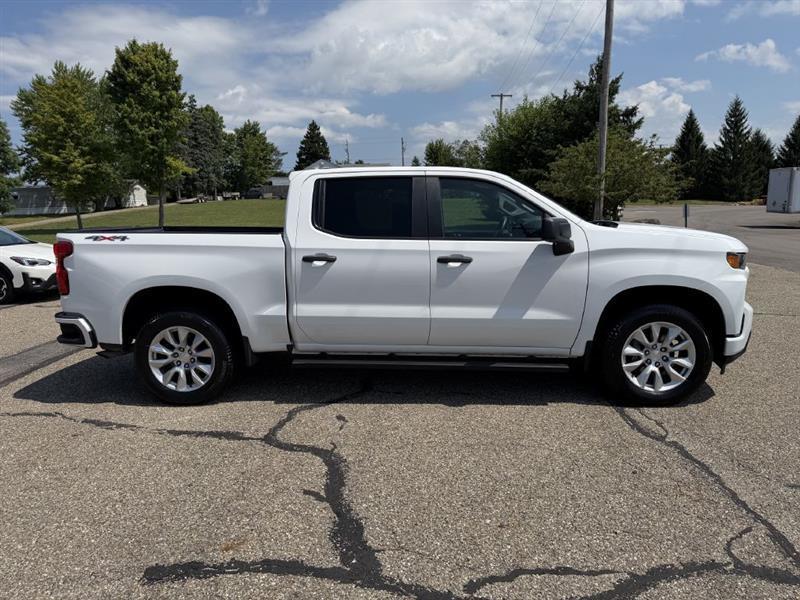 Chevrolet Silverado 1500 Custom Crew Cab Long Box 4WD 2021
