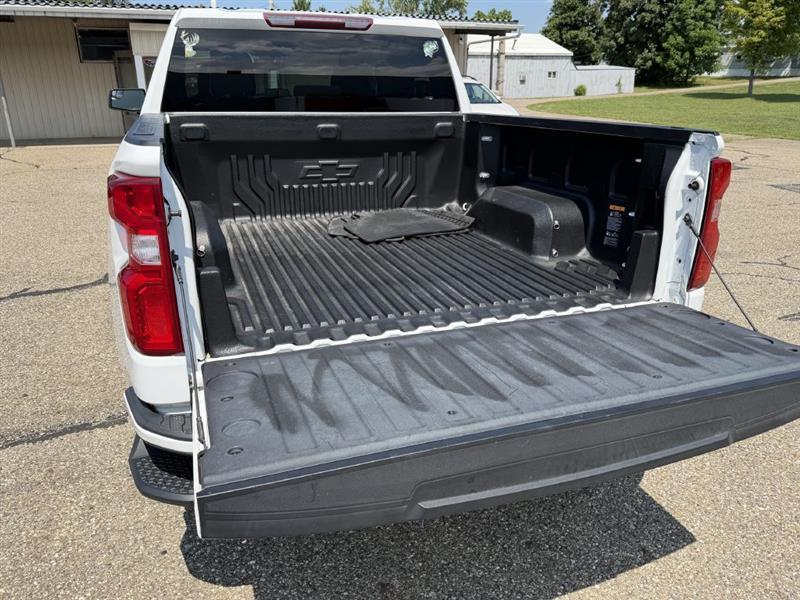 Chevrolet Silverado 1500 Custom Crew Cab Long Box 4WD 2021