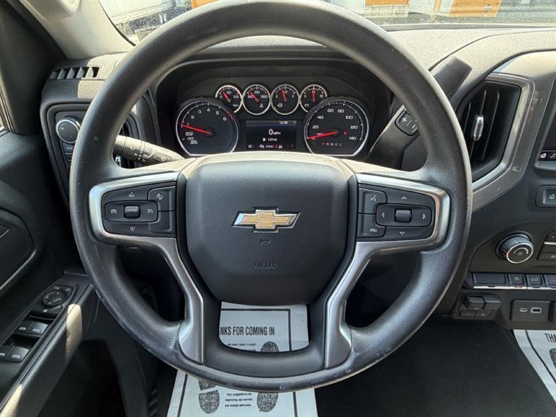 Chevrolet Silverado 1500 Custom Crew Cab Long Box 4WD 2021