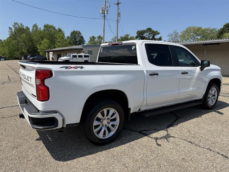 Chevrolet Silverado 1500 Custom Crew Cab Long Box 4WD 2021