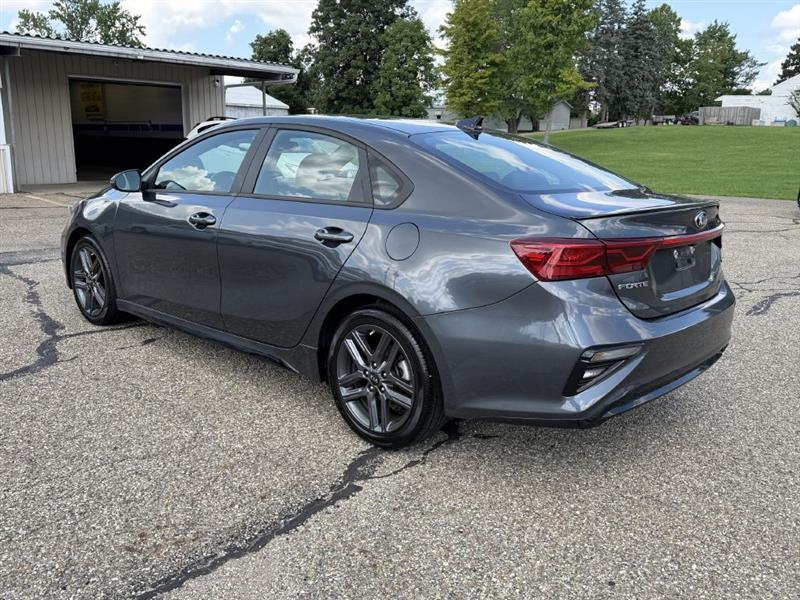 Kia Forte GT-Line 2021