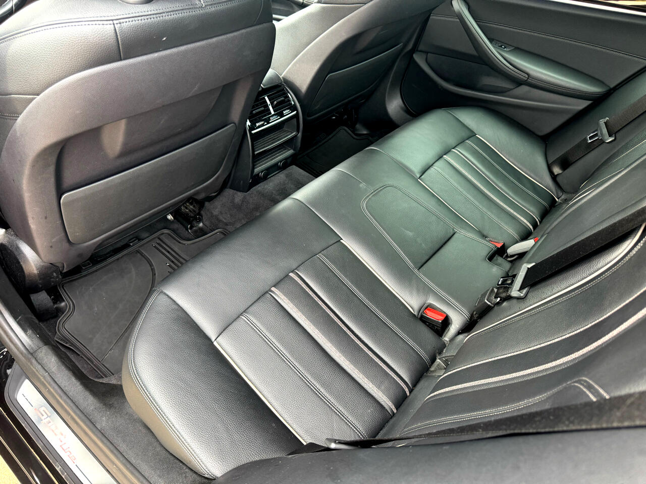 BMW 5-Series 530i 2018