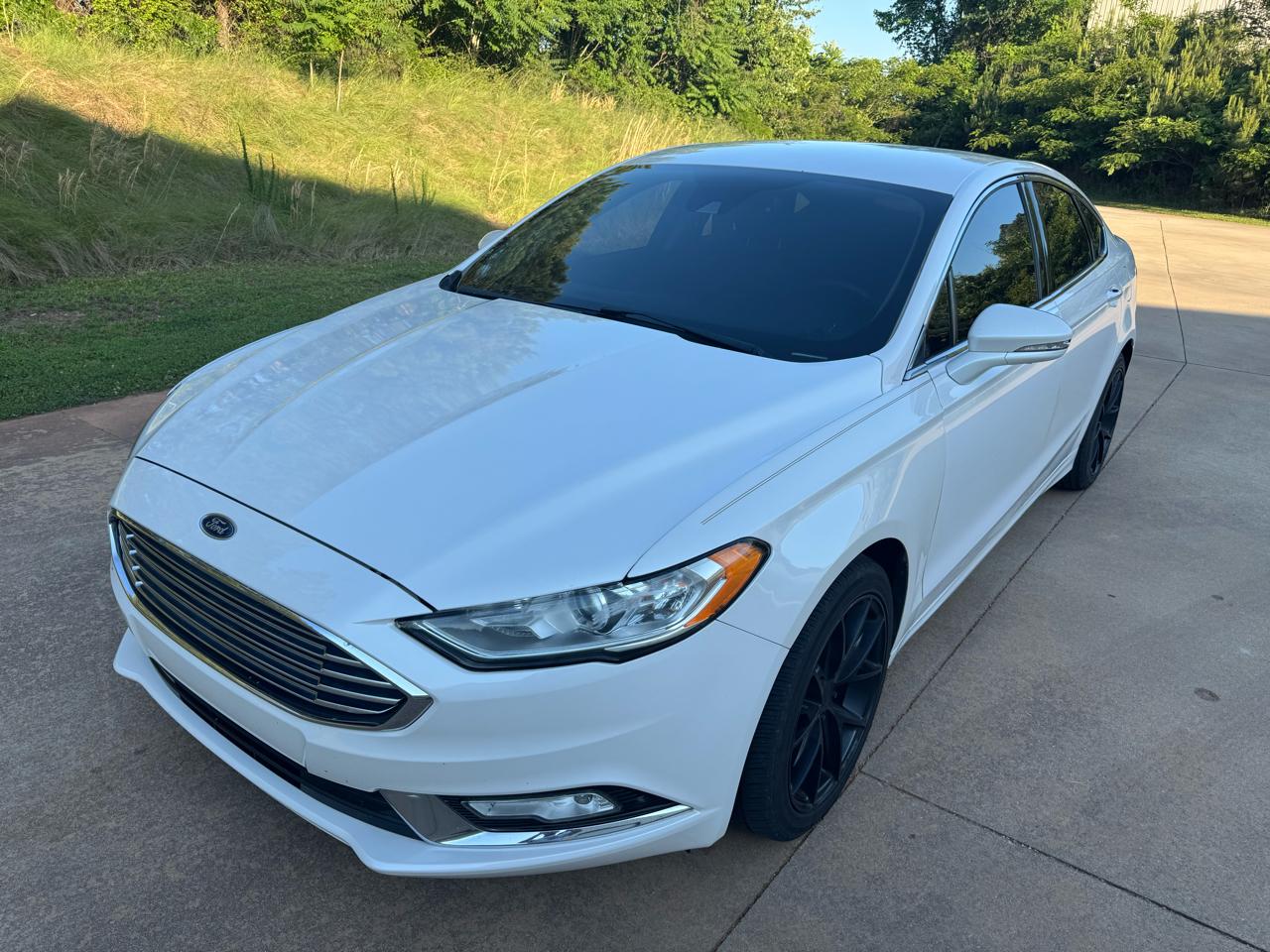 2017 Ford Fusion SE FWD's photo