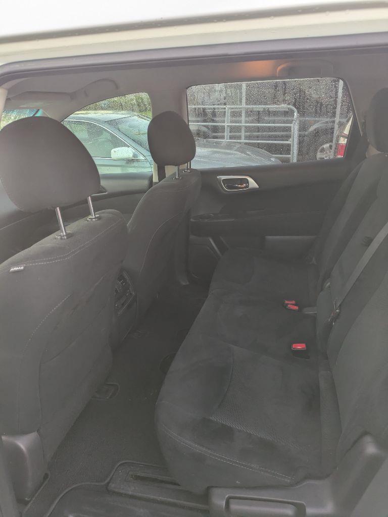 Nissan Pathfinder S 2WD 2015