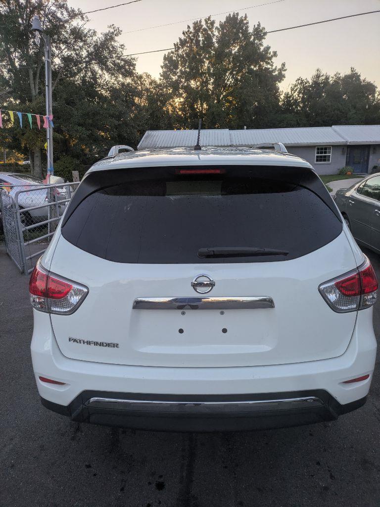 Nissan Pathfinder S 2WD 2015