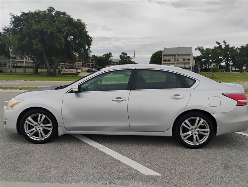 2015 Nissan Altima 3.5 SV