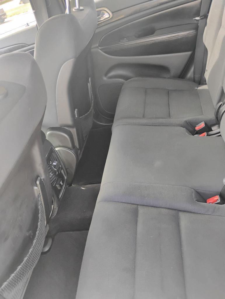 2012 Jeep Grand Cherokee Laredo - Photo 11