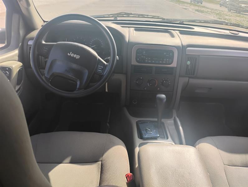 2003 Jeep Grand Cherokee LAREDO - Photo 10