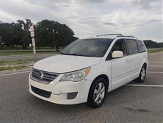2011 Volkswagen Routan 