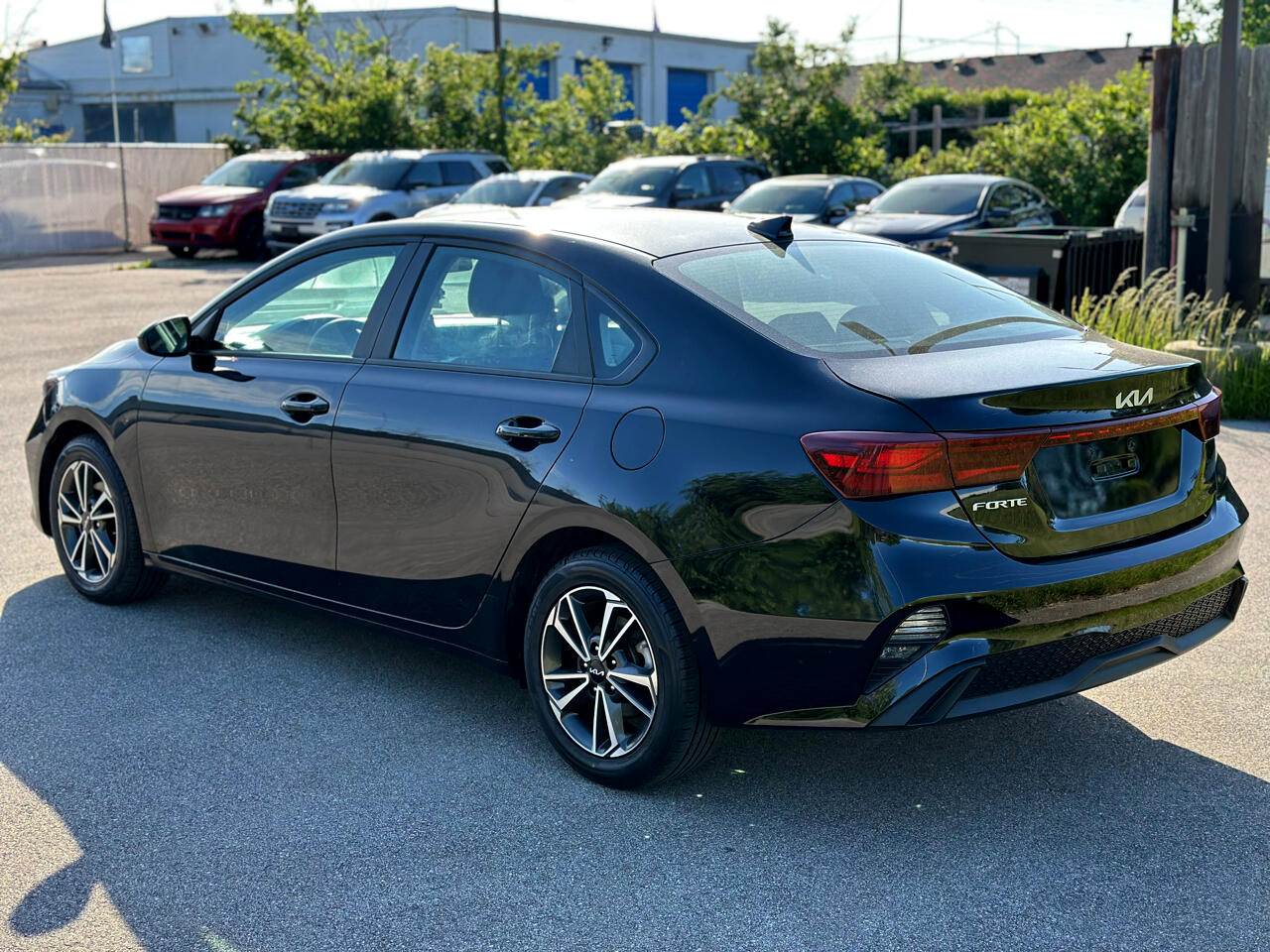 2023 Kia Forte LXS photo 3