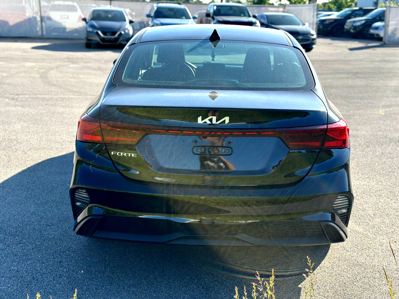 2023 Kia Forte LXS photo 4
