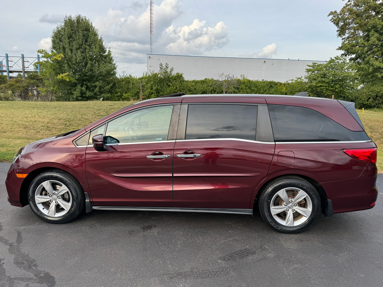2019 Honda Odyssey EX-L photo 2