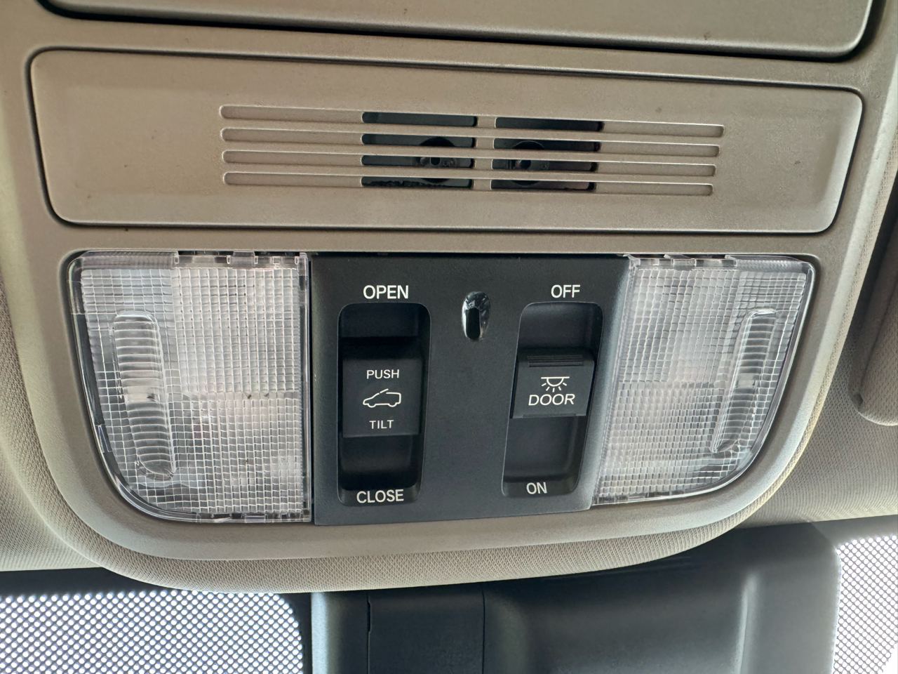 2019 Honda Odyssey EX-L photo 25