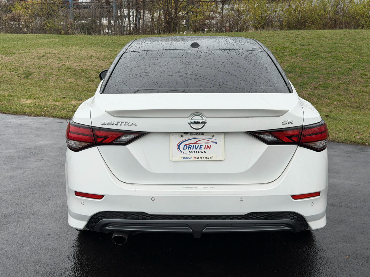 2023 Nissan Sentra SR photo 4